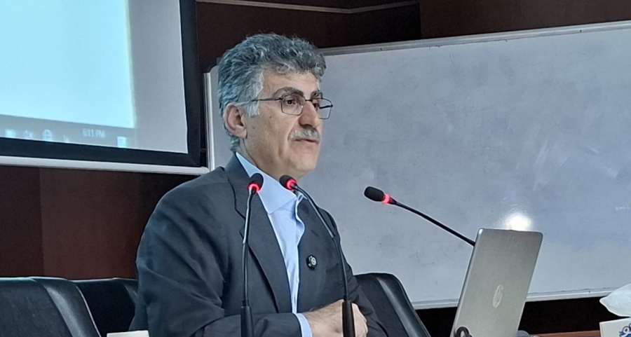 نشست «چشمانداز کسبوکار از منظر اقتصاد کلان» در اتاق کاشان