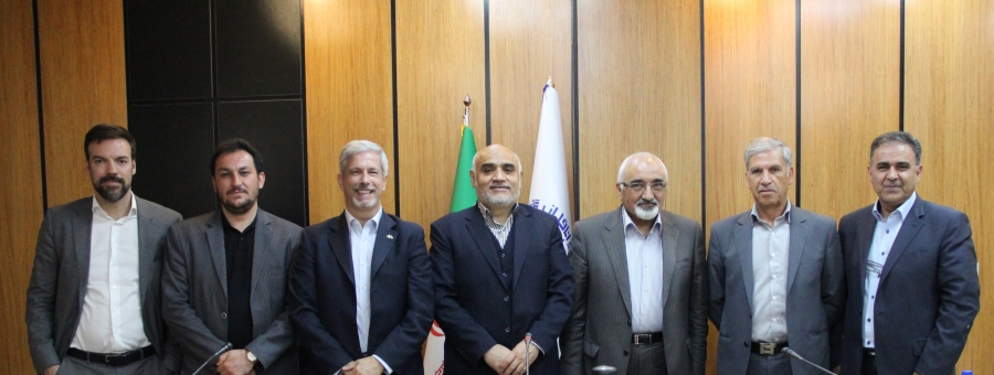 رئیس اتاق بازرگانی کاشان: برنامه نخست ما بررسی ظرفیت های تجاری ایران و برزیل  برای مبادله است